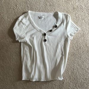 Brand new, never worn American eagle v neck shirt